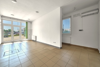Prodej kancelářských prostor 288 m², Hradec Králové