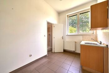 Prodej kancelářských prostor 288 m², Hradec Králové