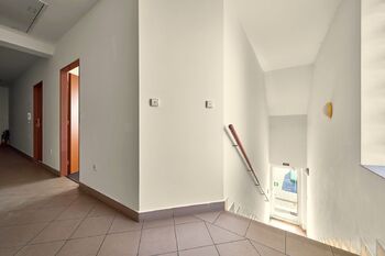 Prodej kancelářských prostor 288 m², Hradec Králové