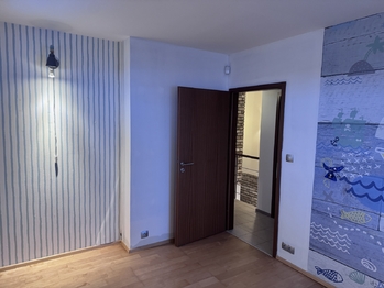 Pronájem domu 184 m², Jesenice