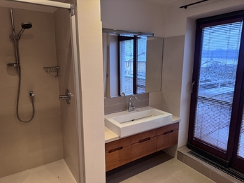 Pronájem domu 184 m², Jesenice