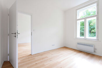 Pronájem bytu 2+kk v osobním vlastnictví 33 m², Praha 4 - Nusle