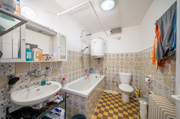 Prodej domu 200 m², Korolupy