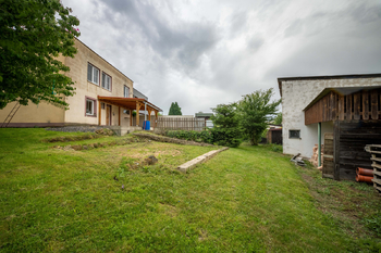 Prodej domu 200 m², Korolupy