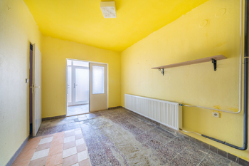 Prodej domu 200 m², Korolupy
