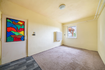 Prodej domu 200 m², Korolupy