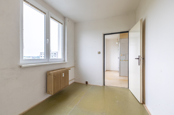 obývací pokoj/ložnice - Prodej bytu 3+1 v osobním vlastnictví 60 m², Klatovy