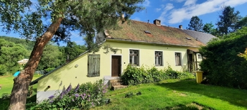 čelní pohled na dům - Prodej domu 85 m², Staré Hobzí 