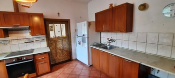 kuchyň - Prodej domu 85 m², Staré Hobzí