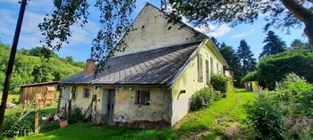 boční pohled na dům - Prodej domu 85 m², Staré Hobzí