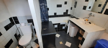 koupelna s WC - Prodej domu 85 m², Staré Hobzí