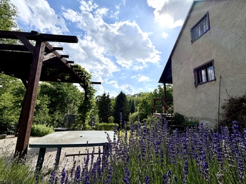 Prodej pozemku 1812 m², Zbýšov
