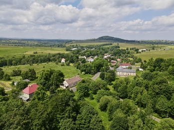 Prodej pozemku 1342 m², Petrovice