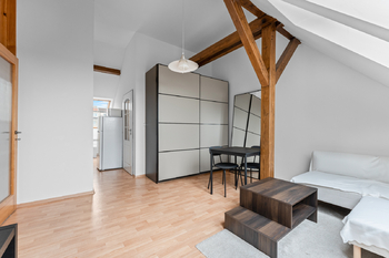 Prodej domu 240 m², Praha 9 - Prosek