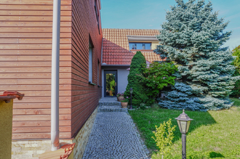 Prodej domu 250 m², Kolín