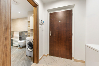 Prodej bytu 1+kk v osobním vlastnictví 34 m², Praha 3 - Žižkov