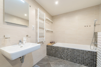 Prodej bytu 1+kk v osobním vlastnictví 34 m², Praha 3 - Žižkov