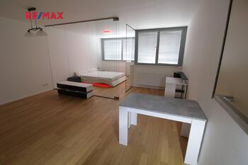 Pronájem bytu 2+kk v osobním vlastnictví 48 m², Brno