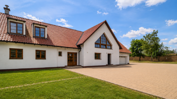 Prodej domu 1200 m², Cheb