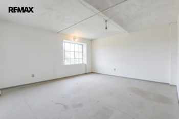 Prodej domu 250 m², Královice