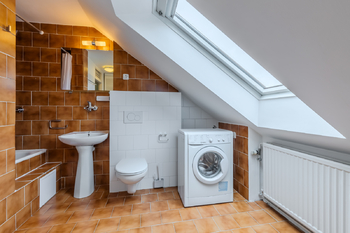 II.patro - Prodej domu 244 m², Praha 5 - Košíře