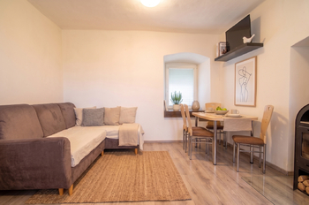 Prodej domu 193 m², Okřesaneč
