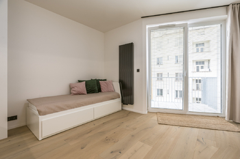 OBÝVACÍ POKOJ + KK - Pronájem bytu 1+kk v osobním vlastnictví 26 m², Praha 10 - Vršovice