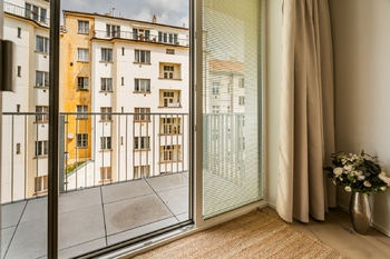 BALKON - Pronájem bytu 1+kk v osobním vlastnictví 26 m², Praha 10 - Vršovice