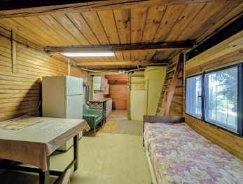 na konci z kuchyňkou ... - Prodej pozemku 1590 m², Herálec