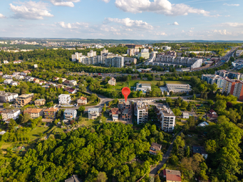 Prodej pozemku 1025 m², Praha 5 - Hlubočepy
