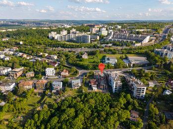 Prodej pozemku 1025 m², Praha 5 - Hlubočepy
