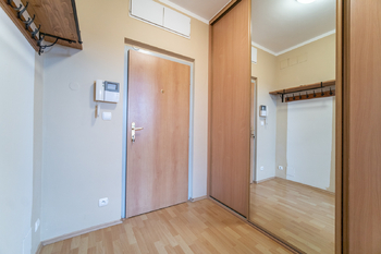 Pronájem bytu 1+kk v osobním vlastnictví 31 m², Praha 6 - Břevnov