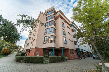 Pronájem bytu 1+kk v osobním vlastnictví 31 m², Praha 6 - Břevnov