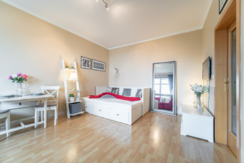Pronájem bytu 1+kk v osobním vlastnictví 31 m², Praha 6 - Břevnov