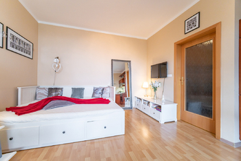 Pronájem bytu 1+kk v osobním vlastnictví 31 m², Praha 6 - Břevnov