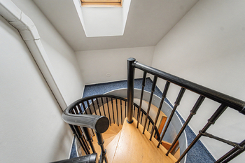 Prodej bytu 6 a více v osobním vlastnictví 149 m², Praha 6 - Dejvice
