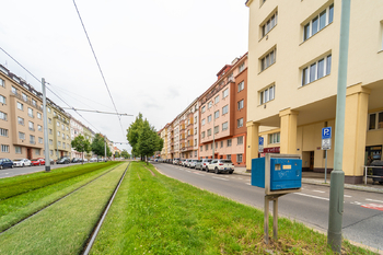 Prodej bytu 6 a více v osobním vlastnictví 149 m², Praha 6 - Dejvice