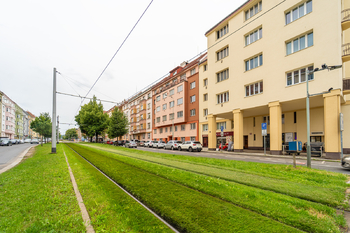 Prodej bytu 6 a více v osobním vlastnictví 149 m², Praha 6 - Dejvice