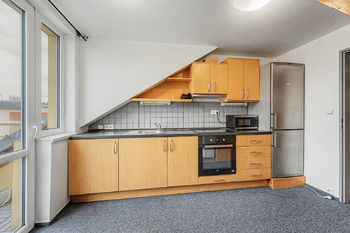 Prodej bytu 6 a více v osobním vlastnictví 149 m², Praha 6 - Dejvice