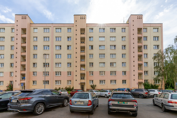 Prodej bytu 2+1 v osobním vlastnictví 54 m², Praha 6 - Veleslavín