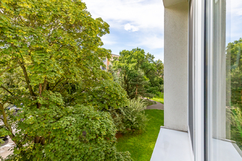 pohled z okna - Prodej bytu 2+1 v osobním vlastnictví 54 m², Praha 6 - Veleslavín