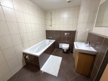 Pronájem bytu 2+kk v osobním vlastnictví 50 m², Hostivice