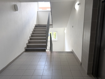 Pronájem bytu 2+kk v osobním vlastnictví 50 m², Hostivice