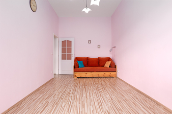 Prodej bytu 1+1 v osobním vlastnictví 40 m², Karlovy Vary