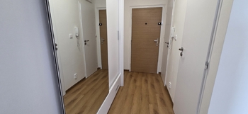 Předsíň s vestavěnou skříní - Pronájem bytu 2+kk v osobním vlastnictví 46 m², Praha 5 - Stodůlky