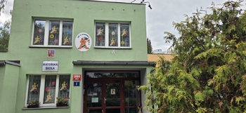školka přímo před domem - Pronájem bytu 2+kk v osobním vlastnictví 46 m², Praha 5 - Stodůlky
