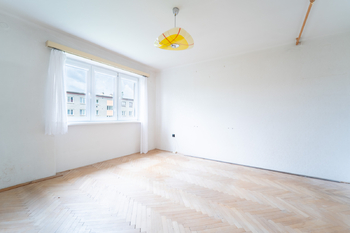 Prodej bytu 3+1 v osobním vlastnictví 65 m², Pečky