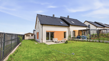 Pronájem domu 96 m², Nehvizdy