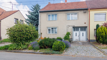 Prodej domu 180 m², Velké Bílovice