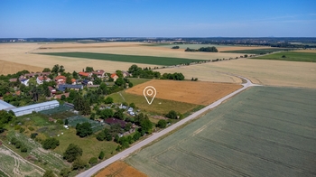 Prodej pozemku 4248 m², Stratov